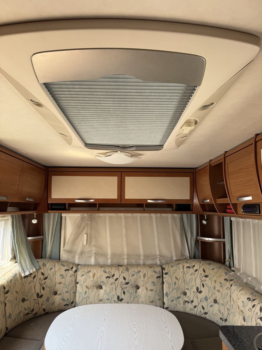 Eriba Veicoli da campeggio: Hymer Eriba nova 540 sl – Usato da Zürich venduto da pam_szq8 8
