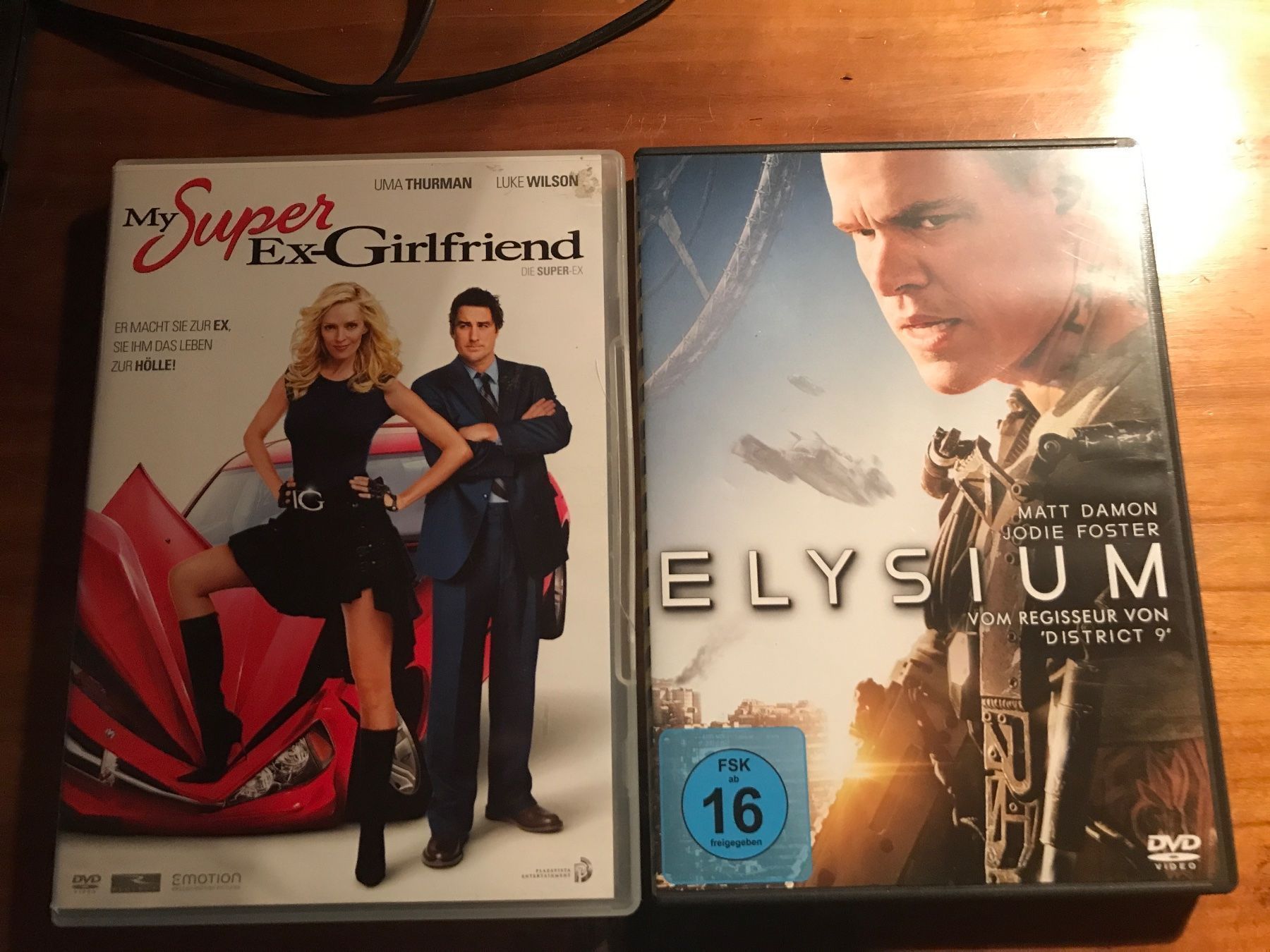 Tous les DVDs: My Super Ex-Girlfriend, Elysium – D'occasion à Schliern b. Köniz par Corinu59