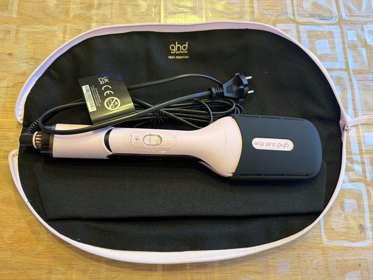 Accessori per capelli: GHD Duet Style Asciugatrice e Piastra 2 in 1 - Ottimo – Nuovo e nell'imballaggio originale da Amriswil venduto da Ttsa