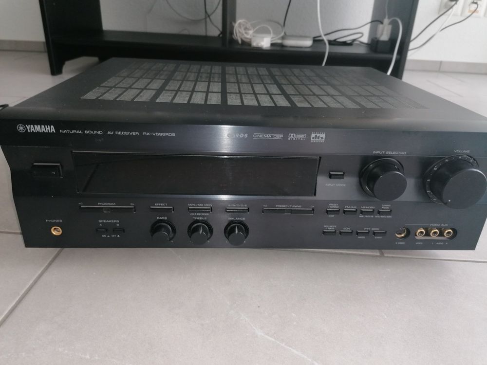 Yamaha Receiver RX-V 596 RDS 5.1 - 250 Watt - schwarz (Gebraucht) in ...