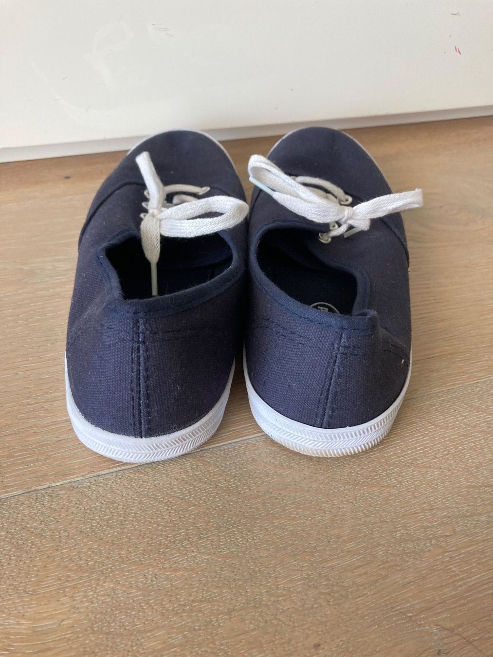 Graceland Scarpe da donna: Neuwertige Turnschuhe/Sneaker Gr. 40 – Nuovo (secondo la descrizione) da Meilen venduto da Golfer04 1