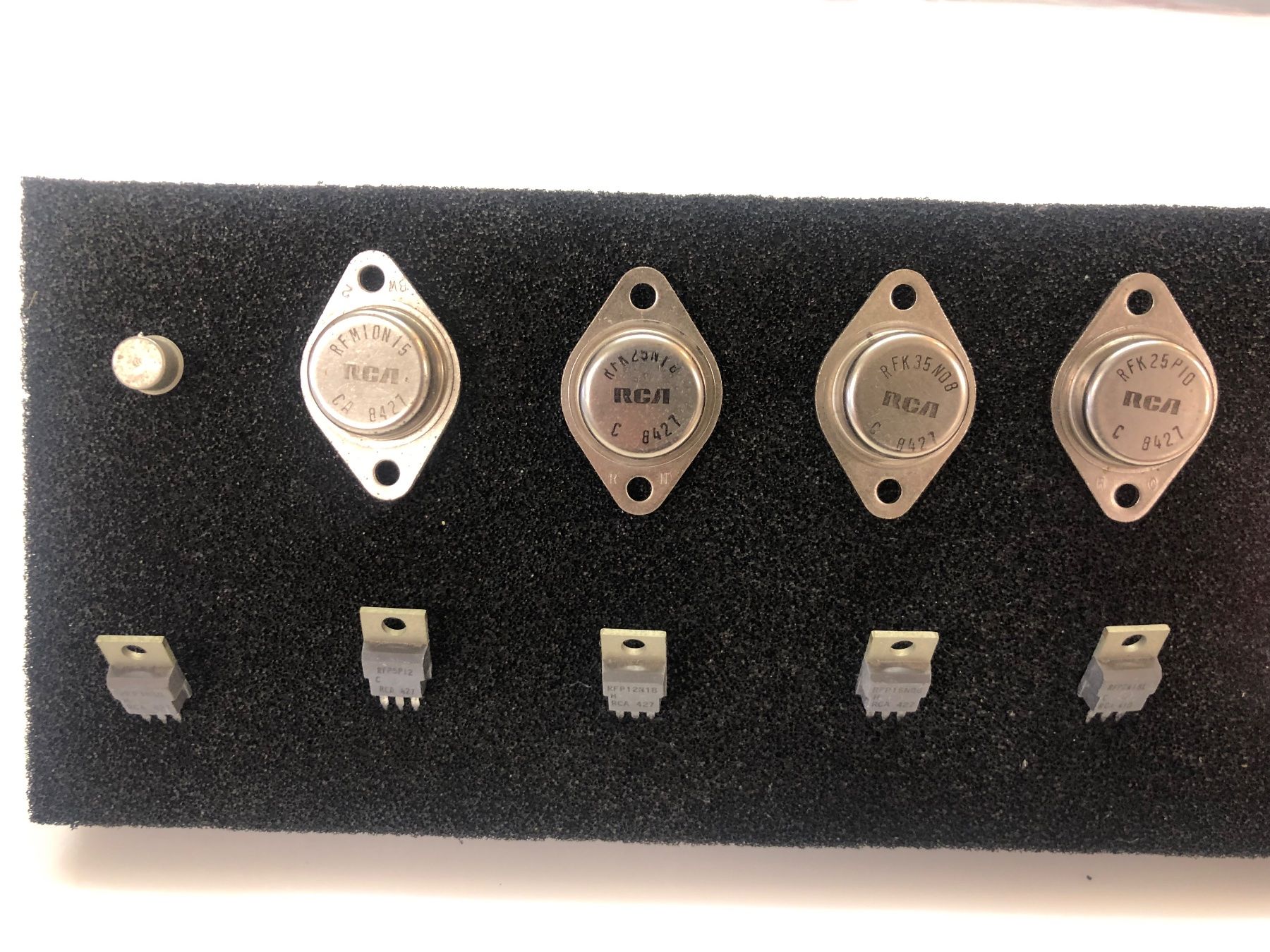 Componenti elettronici: Diverse RCA Power MOSFET – Nuovo (secondo la descrizione) da Neerach venduto da Arbimus 2