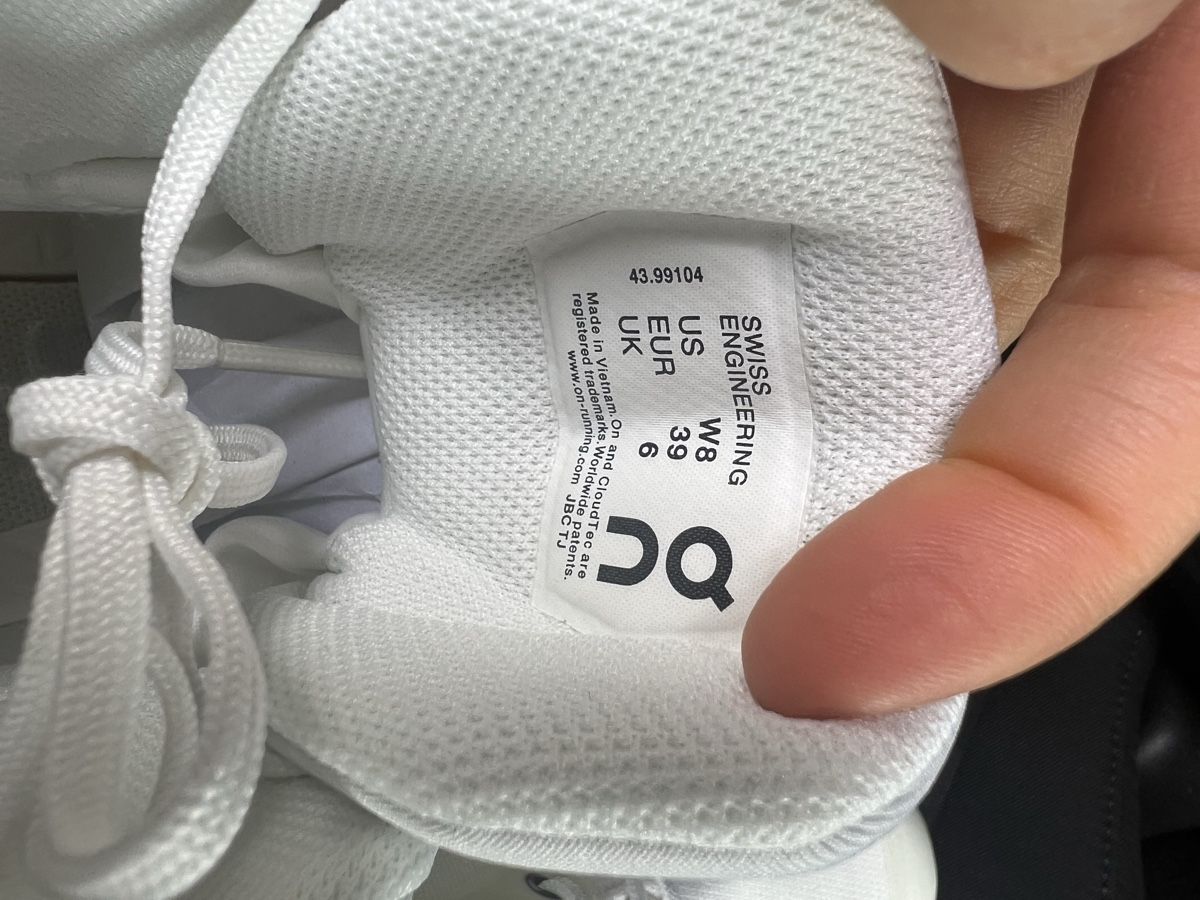 On Chaussures femmes: On Cloudrock – Neuf avec emballage d'origine à Zürich par caro.ha. 5