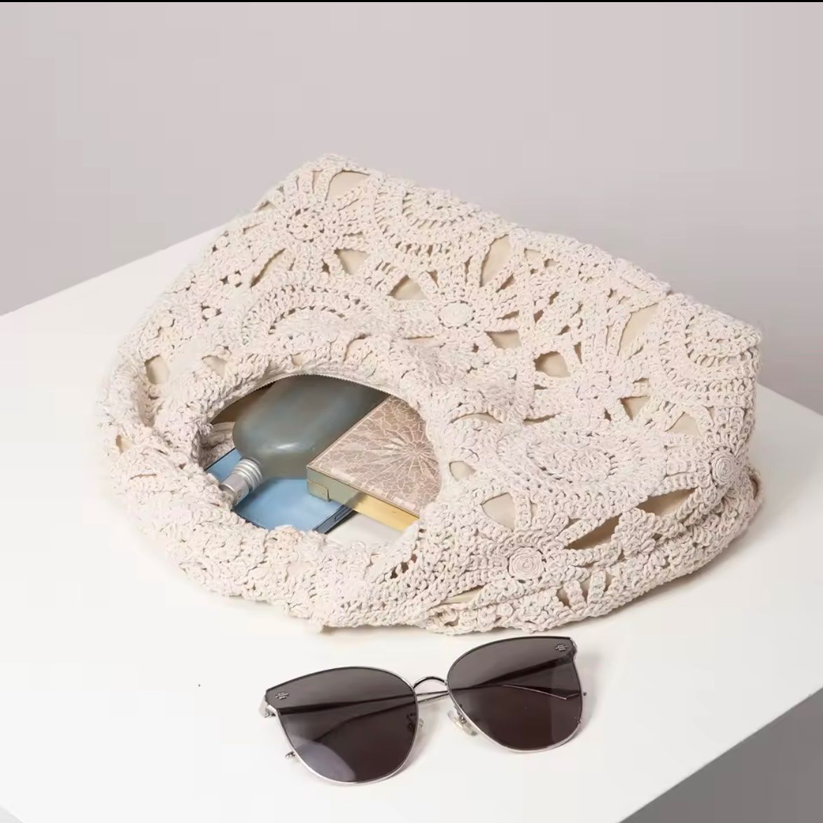 Borse da donna: Handgemachte Häkeltasche Sommer-Chic – Nuovo e nell'imballaggio originale da Kloten venduto da swarovski16 4