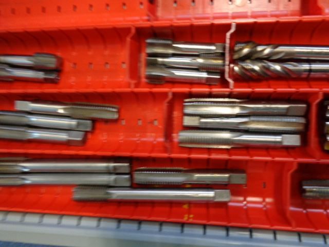 QUARKZMAN Gewindebohrer M18x2,5 Linksgewinde - HSS Metallschneider Für Edelstahl & Aluminium