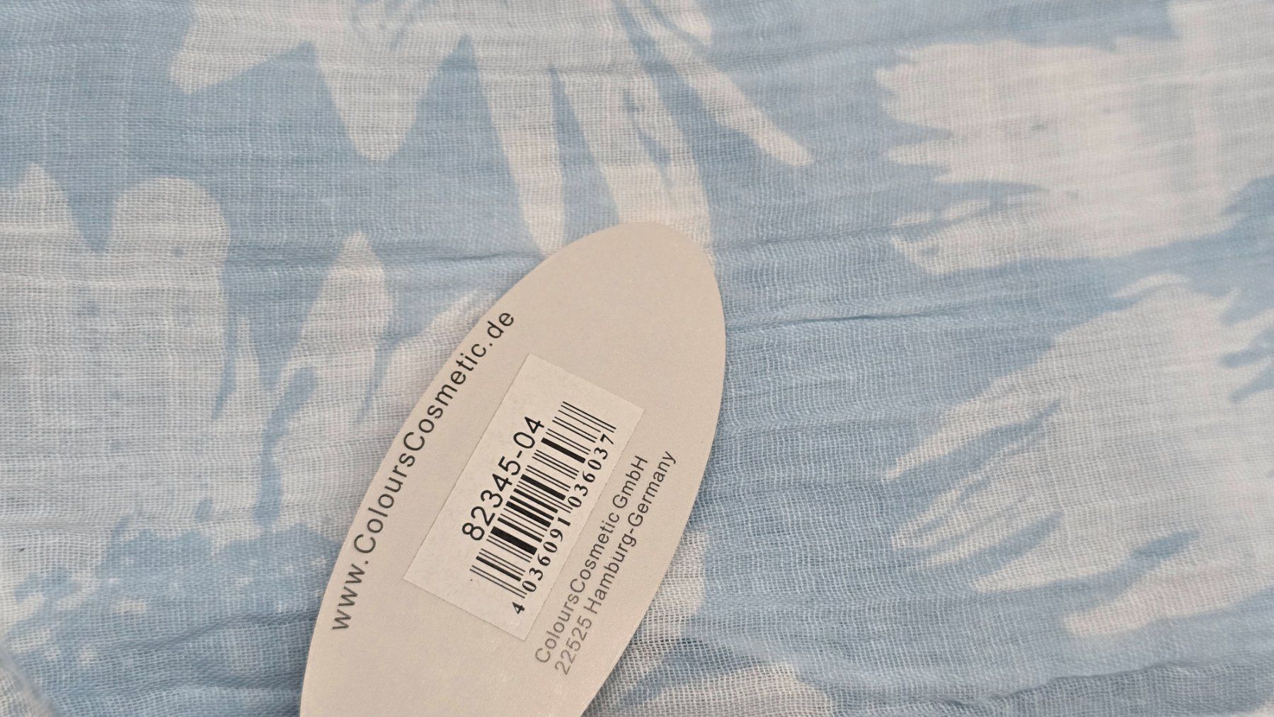 Foulards, Tücher & Schals: 🌻 Loop-Schal mit Sonnenblumen-Print 🧣 Aesthetic / Y2K – Neu und originalverpackt aus Thalwil von VitaMini 2