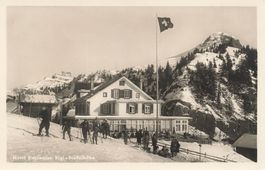 Rigi Staffelhöhe SZ Hotel Edelweiss Schnee Skifahrer