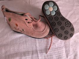 Mädchenschuh 20