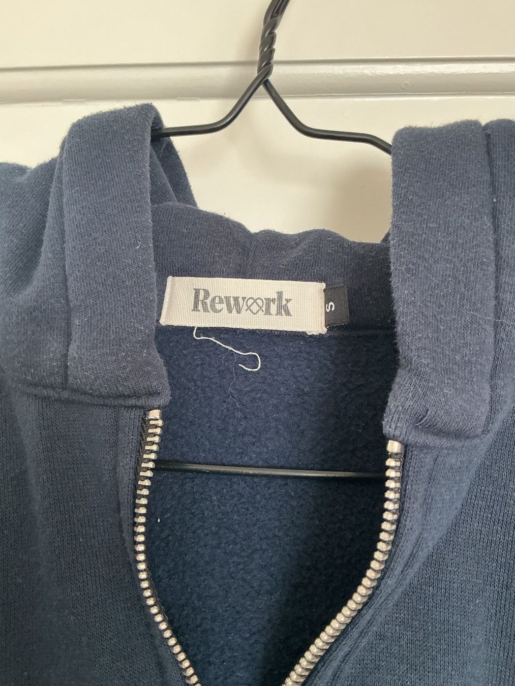 Maglioni & Felpe: Rework Hoodie – Usato da Zürich venduto da vesieber 1