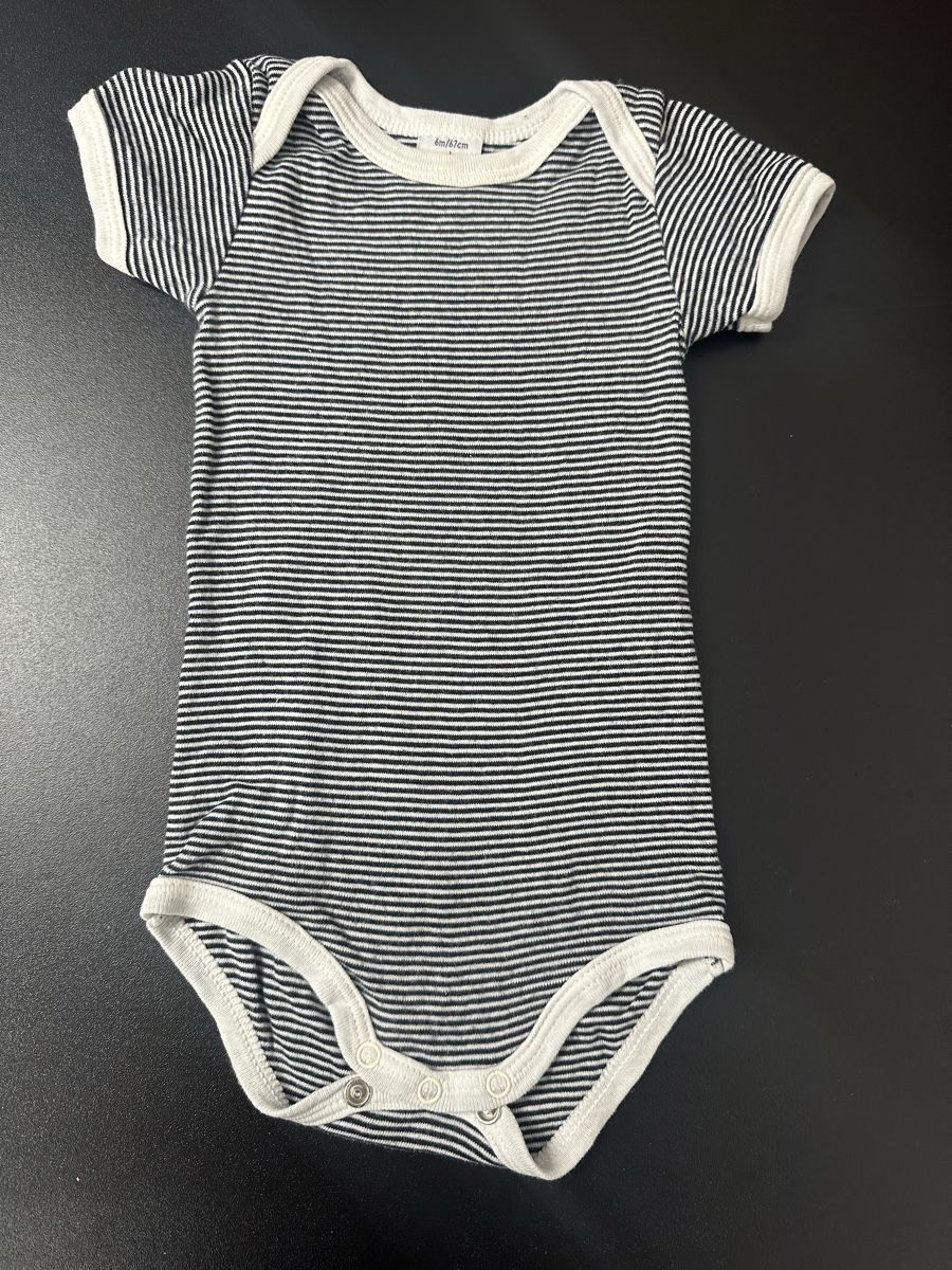 Petit Bateau Kleiderpakete & -sets: Petit Bateau Kurzarmbodies – Gebraucht aus Starrkirch-Wil von jan_8jf5 2