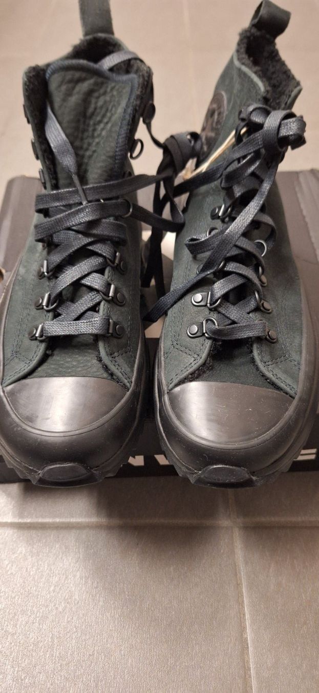 Converse Scarpe da uomo: Converse, RUN STAR HIKE noire, cuir – Nuovo e nell'imballaggio originale da Lussery-Villars venduto da pousinete02 5