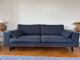 Schönes Dunkelblaues 3er- Sofa