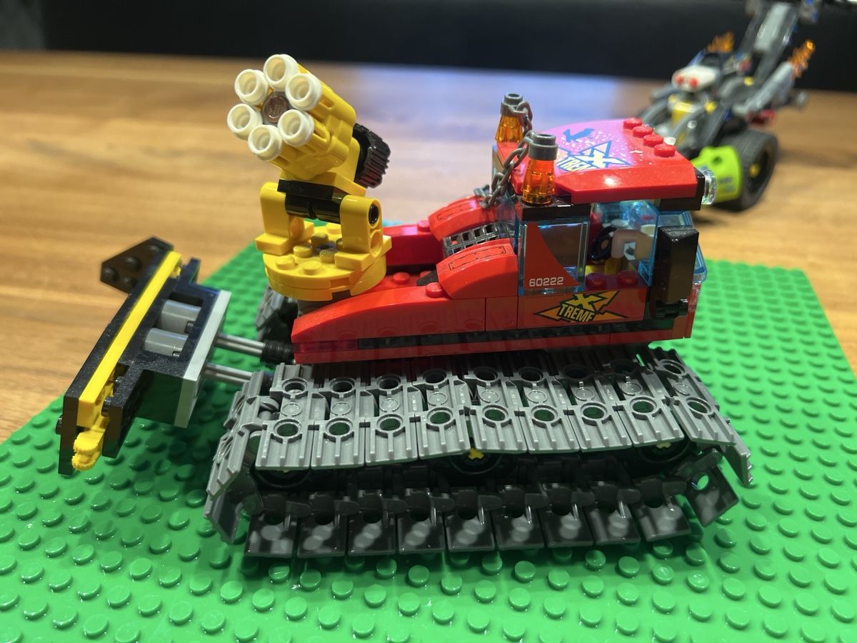 Lego Jeux de construction: LEGO Technic vehicles set used condition – D'occasion à Zürich par JuneBaby12 2