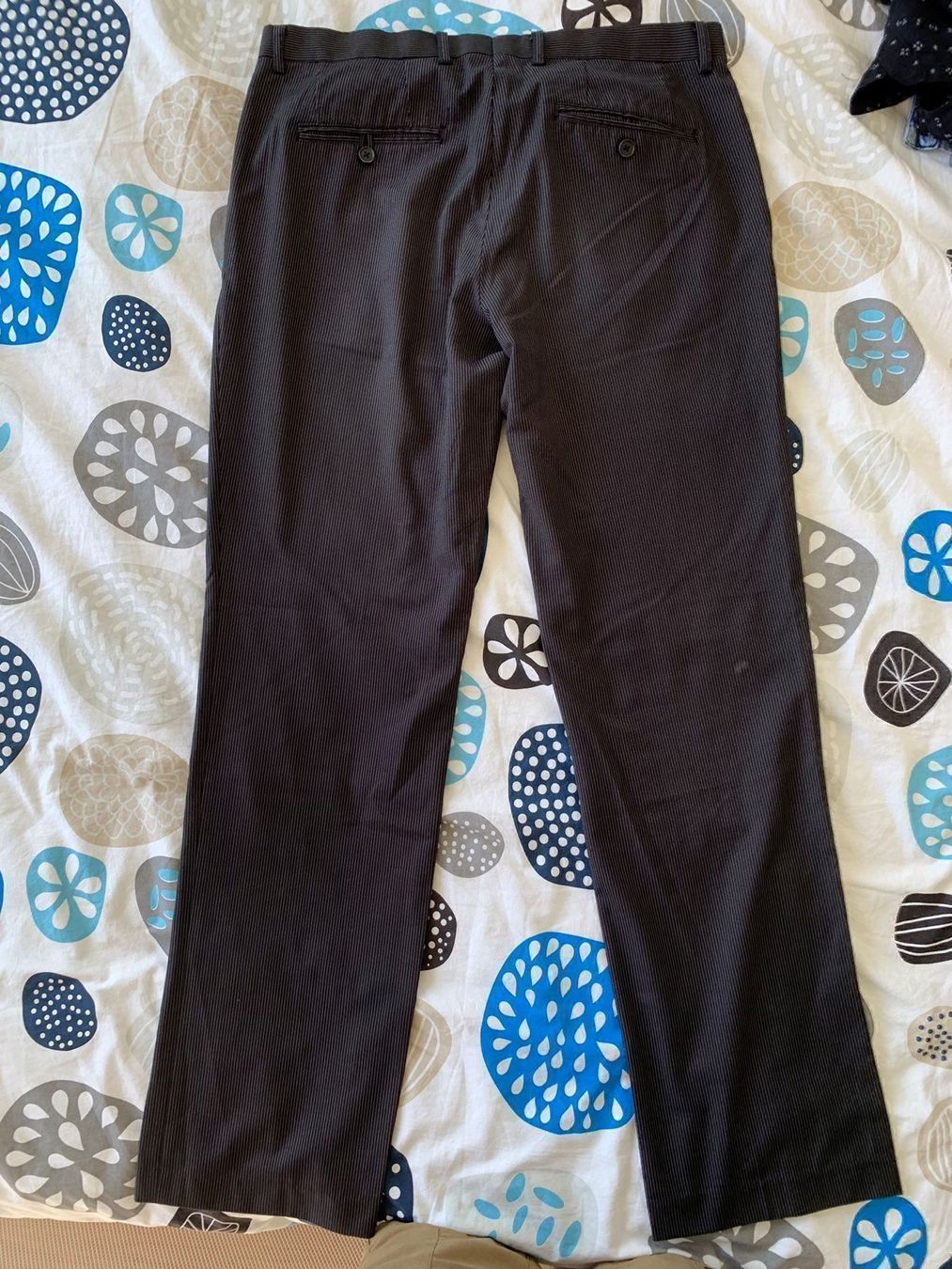 H&M Pantaloni: Pantalon hm homme – Usato da Sion venduto da tchana77 2