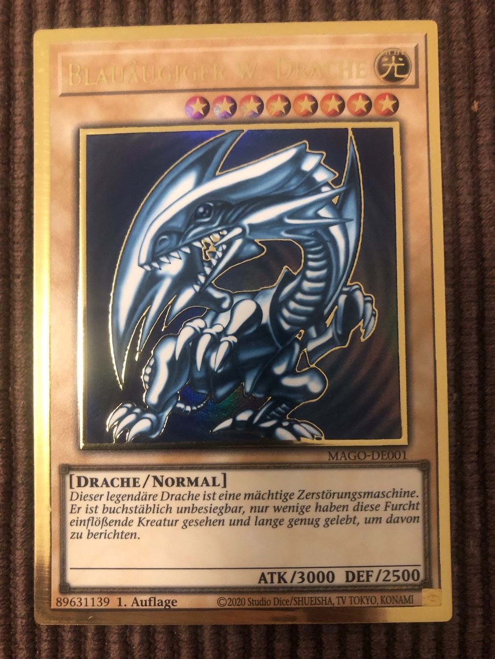 Yugioh Sammelbilder & Trading cards: Blauäugiger w. Drache Gold Rare – Gebraucht aus Beringen von jme_6td7