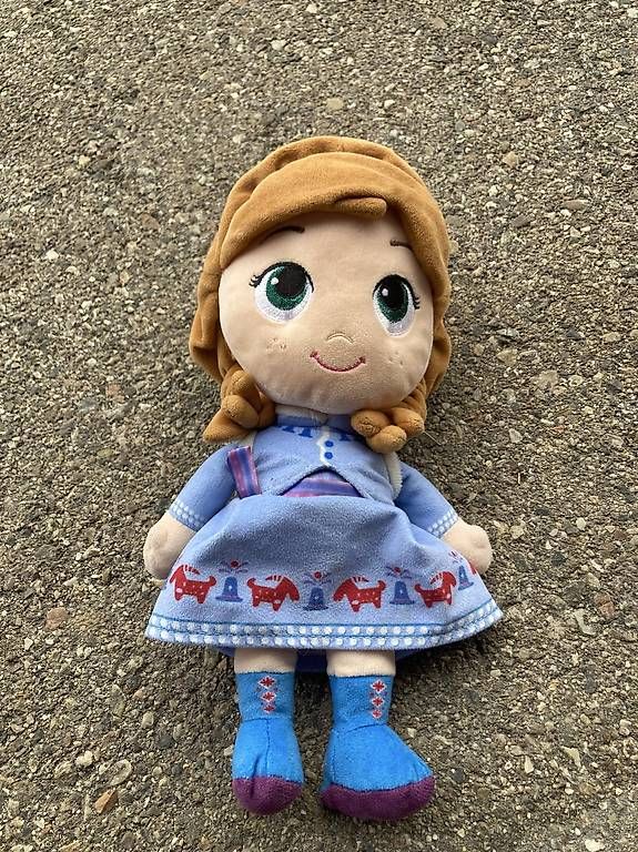 Puppen: Elsa / Anna Figuren – Gebraucht aus Ruswil von jel_9v8h 1