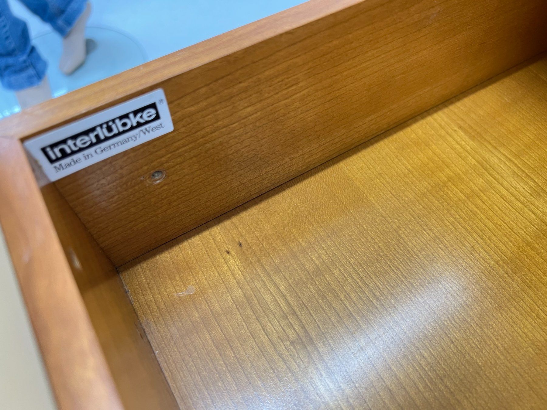 Interlübke Scaffali: Vintage Vitrienenschrank I Interlübke – Usato da Walzenhausen venduto da stilvollwohnen 3