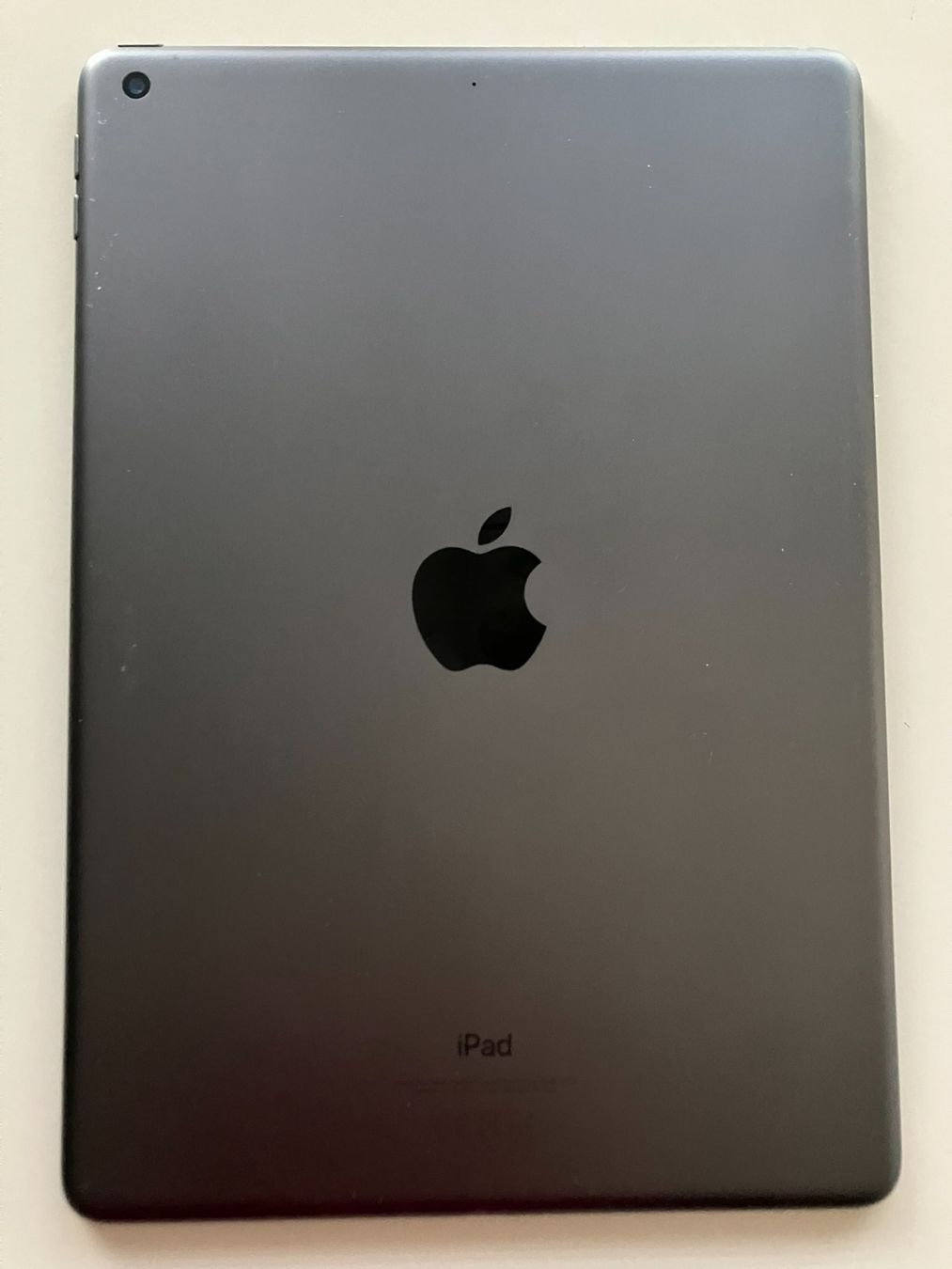 Apple Tablet PC: iPad 9. Generation WiFi / 64GB / Model A2602 – Gebraucht aus Meisterschwanden von Discus0 2