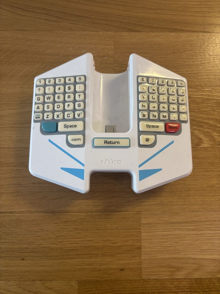 Tastiere: Nyko Type Pad Tastatur  – Usato da Herisau venduto da Seyashop1