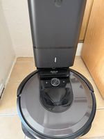 Aspirateur robot iRobot Roomba i7 + base autovidage