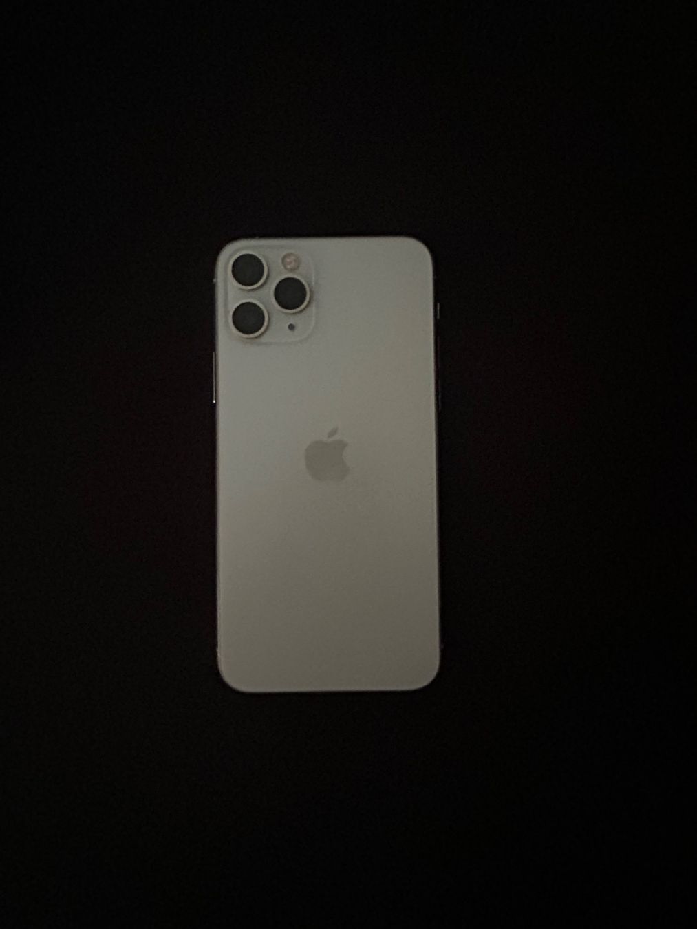 Apple Telefoni cellulari / Smartphones: Apple iPhone 11 Pro Silber guter Zustand – Usato da Dübendorf venduto da lus_6lcf
