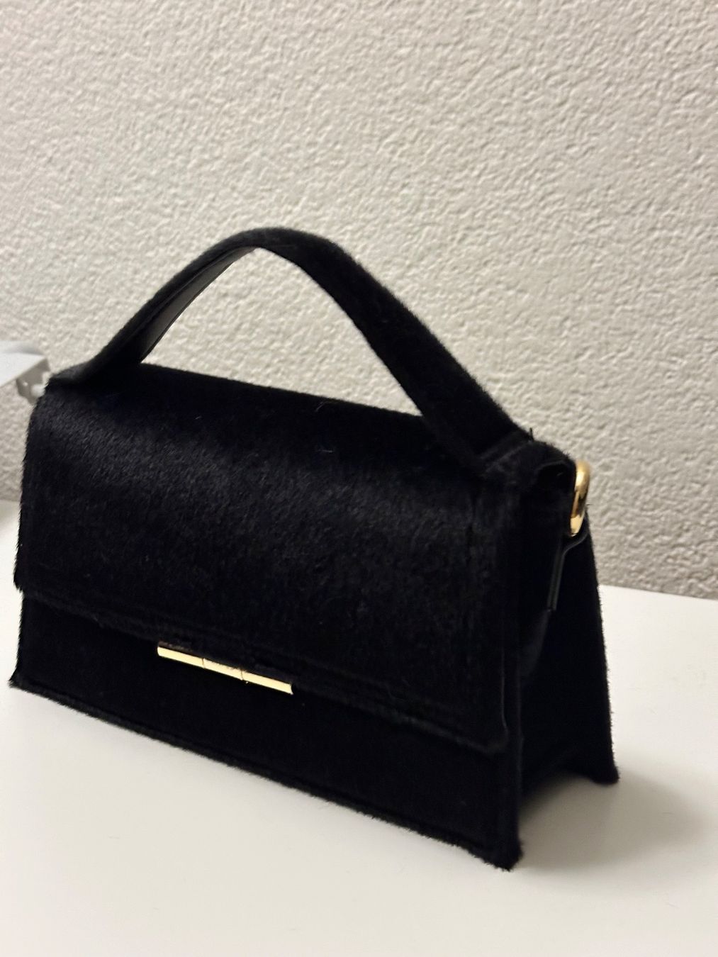 H&M Borse da donna: Schwarze Handtasche – Nuovo e nell'imballaggio originale da Oberweningen venduto da AnnaKoss