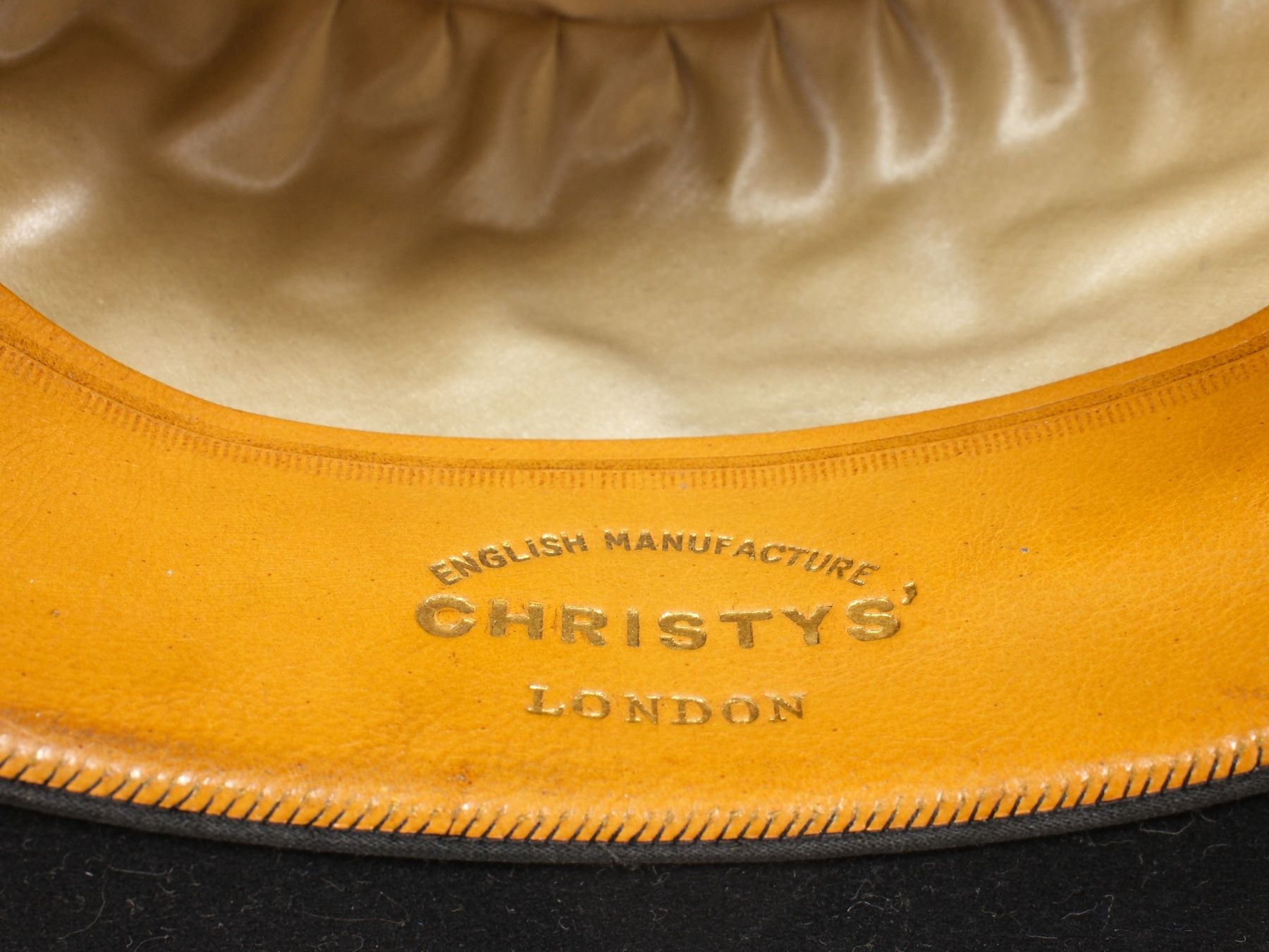 Hüte, Mützen & Caps: Melone CHRISTYS' LONDON, Hutgrösse 57 – Gebraucht aus Lobsigen von Markus_Haenggi_Bern 7