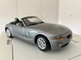 BMW Z4 E85 Modellauto 1/18 von Kyosho