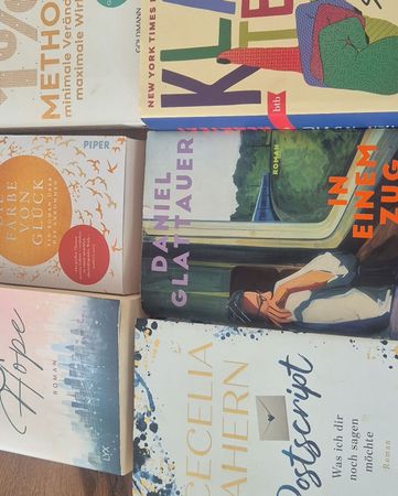 Bücher Set 6 Romane und Sachbücher neuwertiger Zustand