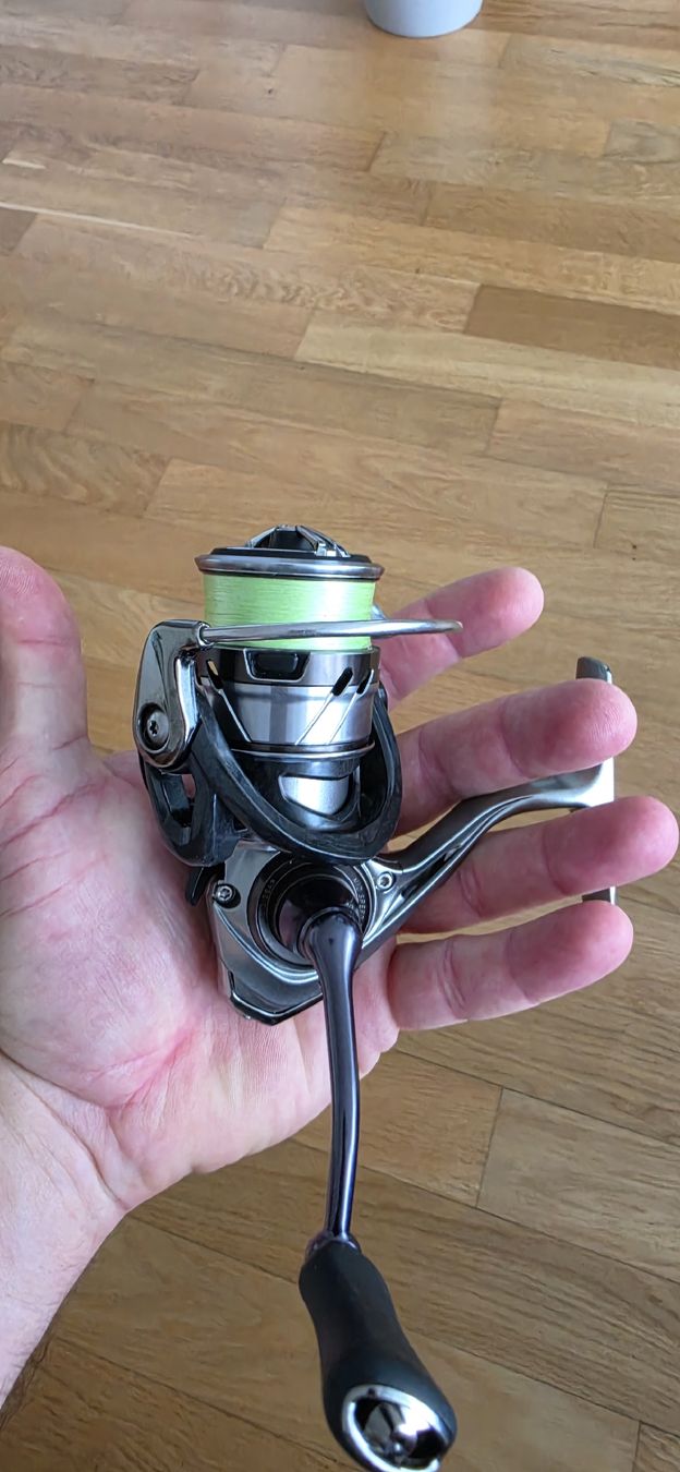 Daiwa Tamburi & Mulinelli: daiwa caldia lt 2000s – Usato da Alpnach Dorf venduto da Maksim777 1