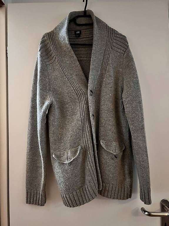 Vestes: Strickjacke – D'occasion à Luzern par CooperX