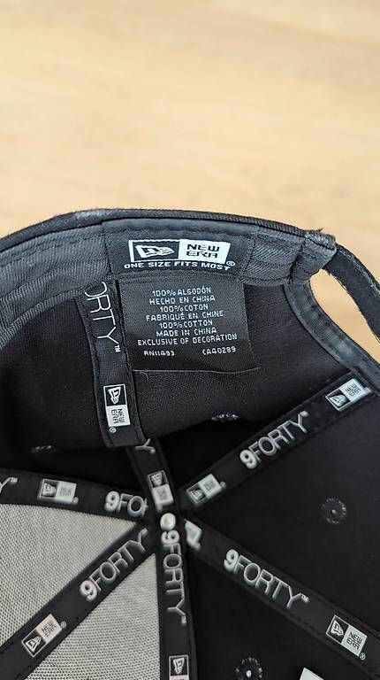 Copricapi, berretti & cappellini: NEW ERA Cap schwarz one size – Usato da Seuzach venduto da louisa. 1