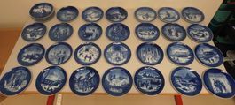 Royal Copenhagen 32 Wandteller Porzellan Lot 1970-2000 MA073