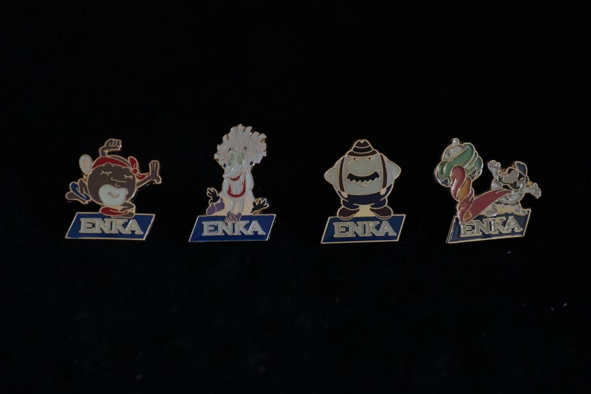 Placchette & Badge: Enka PIN‘s – Usato da Ottenbach venduto da siiinnaa_77