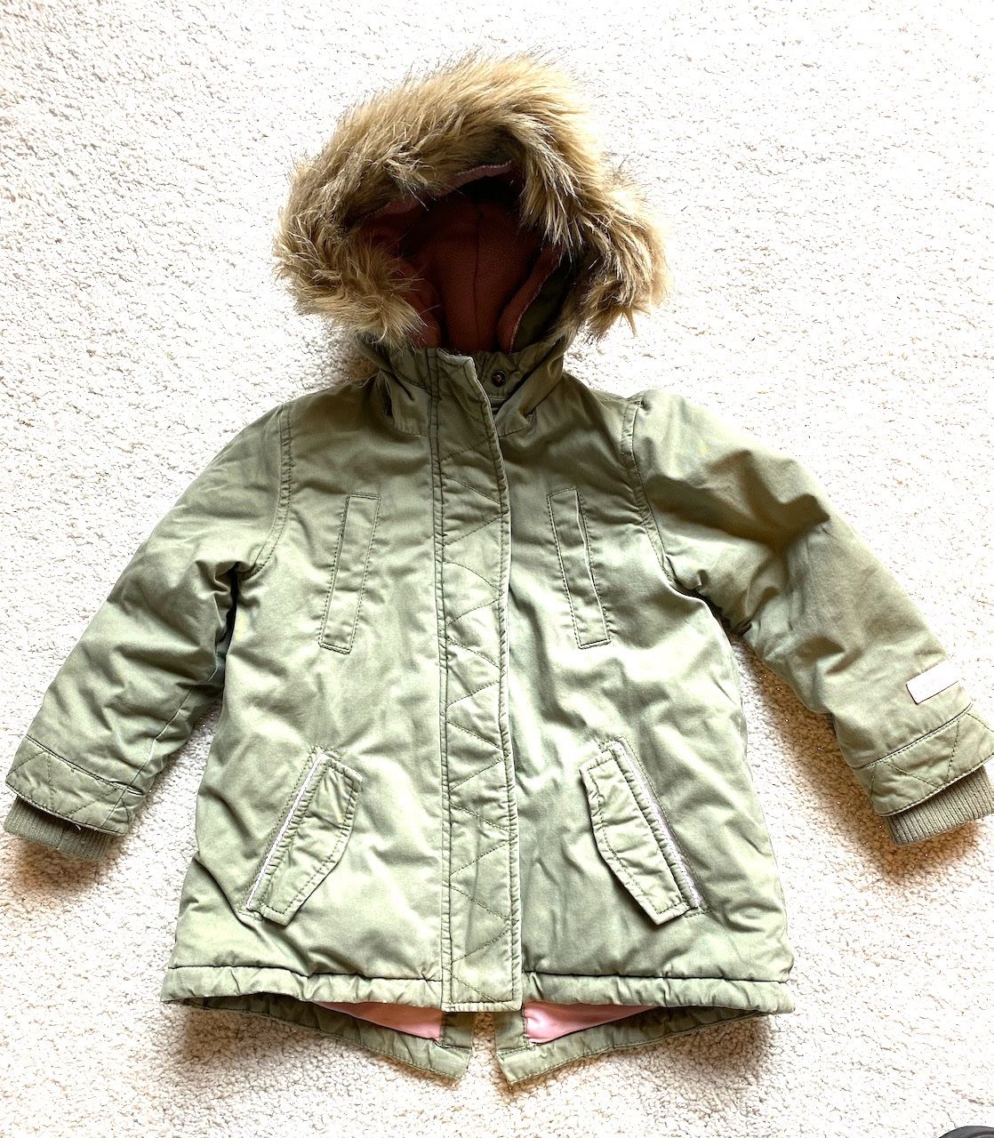 Esprit Giacche & Cappotti: Winterjacke mit Kapuze,  Esprit , Gr.92/98 – Usato da Uster venduto da ros_pym8