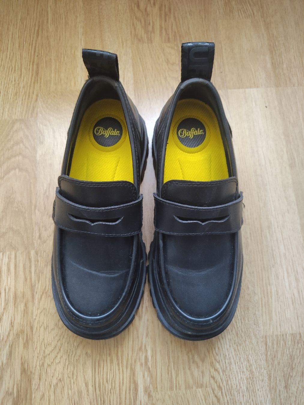 Buffalo Damenschuhe: Buffalo aspha loafer – Gebraucht aus Fleurier von Spoutnik47 1