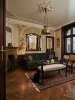 klassische Louis-XV/Neoklassizismus-inspirierte Sitzbank