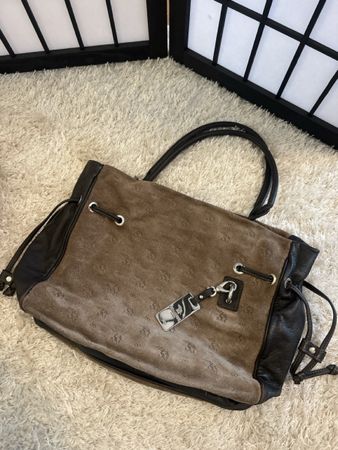 Maison Mollerus Wildleder Handtasche