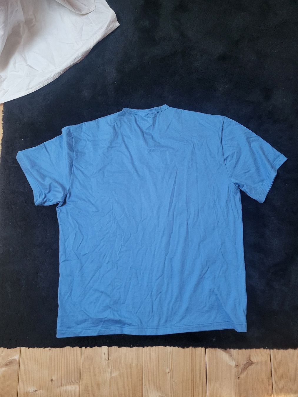 Calida T-shirt: Blaues Calida-T-Shirt – Nuovo (secondo la descrizione) da Zweisimmen venduto da Adorable 1