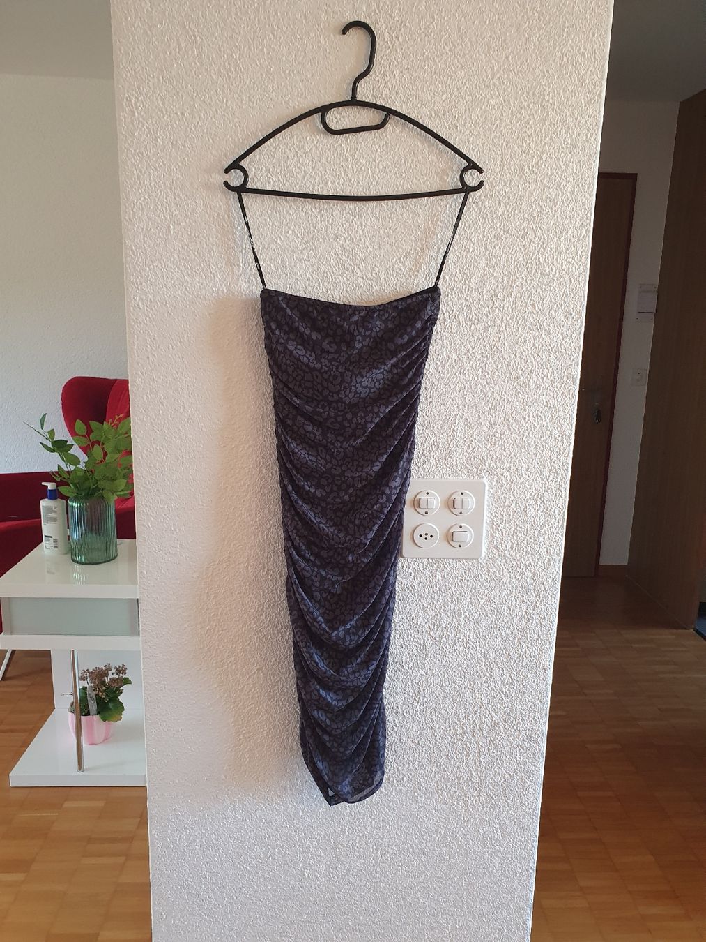 Vestiti: Verschiedene Sommerkleid jede 10 Fr – Usato da Rothenburg venduto da PHSKC 1