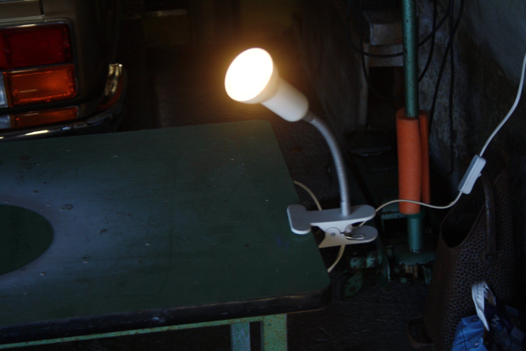 Lampade: KLEMMLAMPE MIT FLEXARM  SPOT LAMPE – Usato da Wauwil venduto da Pneuedy 1