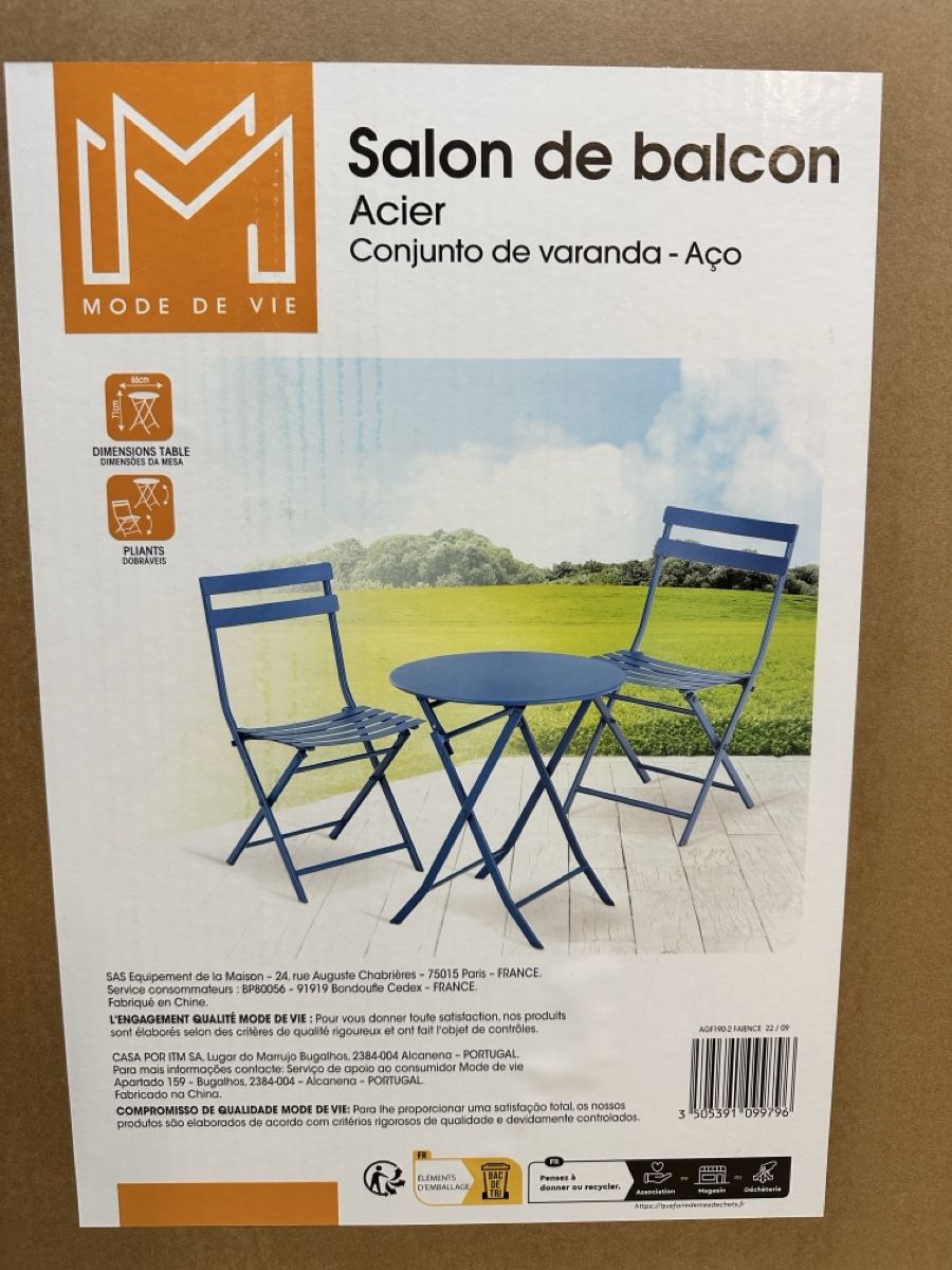 Set di tavolo e panche: Tables and chairs Balcony Set – Usato da Genève venduto da DeepPurple2020