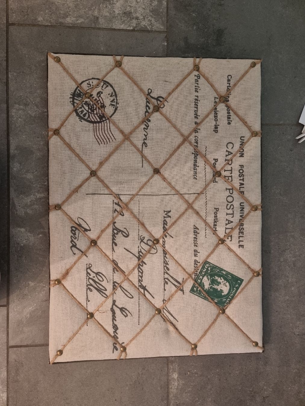 Loberon Tutte le decorazioni: Dekorative Vintage Pinnwand - Shabby Chic – Usato da Zweidlen venduto da VG159 1