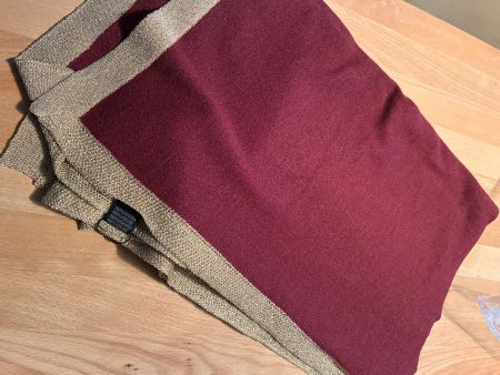 wunderschöner Schal bordeaux/gold NEU