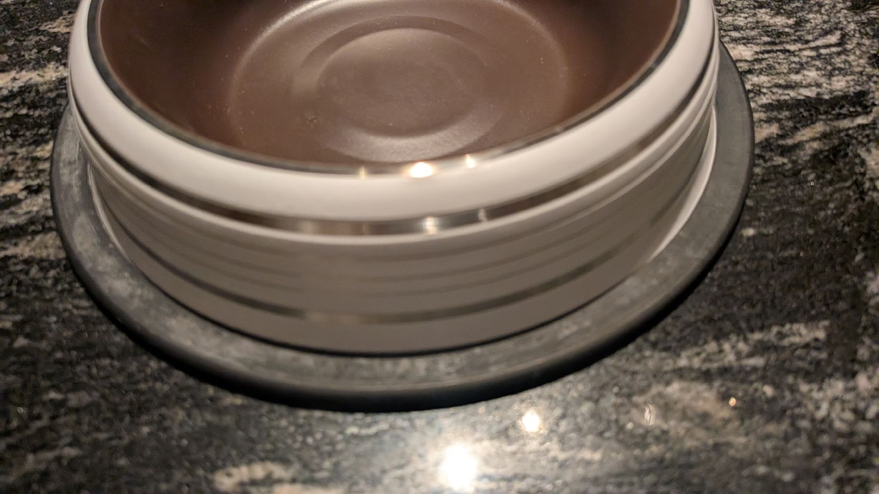 Nourriture: Wasser oder Futter Napf  – D'occasion à Wattenwil par karinschaw