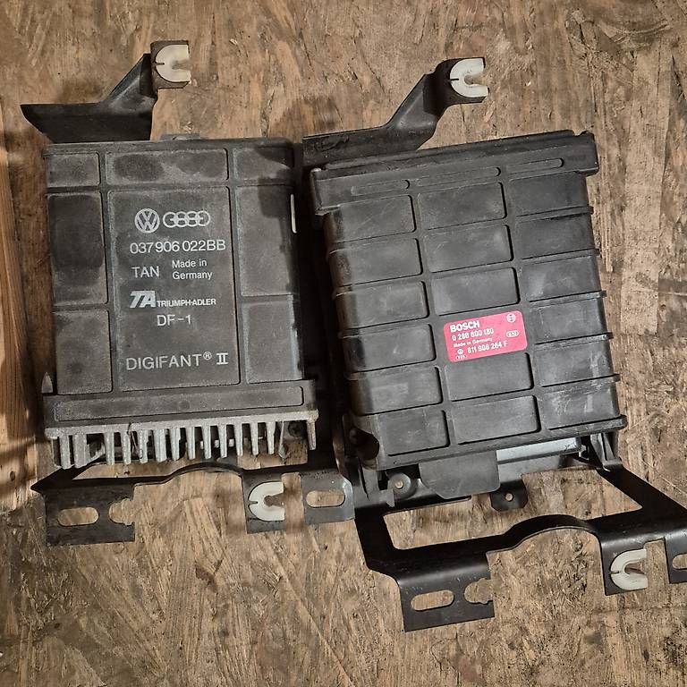 Toutes les pièces auto: vw Golf 1 und 2 Teile – D'occasion à Münchwilen TG par Gearbox69 3