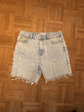 Primark Jeans Shorts Denim Look Gr. 40 Sommer Top Zustand