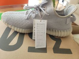 Adidas Yezzy Boost 350 V2 ungetragen, Grösse 12 US