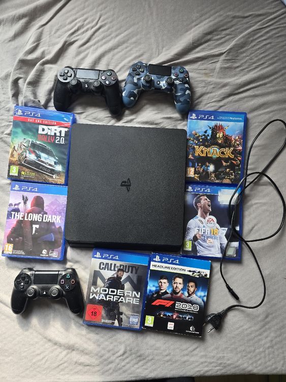 Playstation 4 , 3 Controller + 6 Games (Gebraucht) in Bern für CHF 100 ...