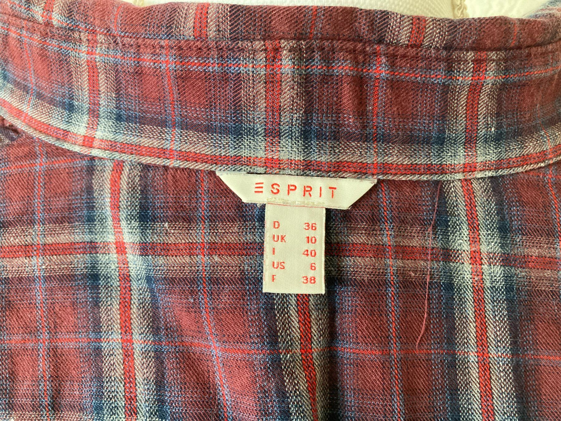 Esprit Blusen: ESPRIT Bluse Gr. 36 – Gebraucht aus Küsnacht ZH von PLZoll 6